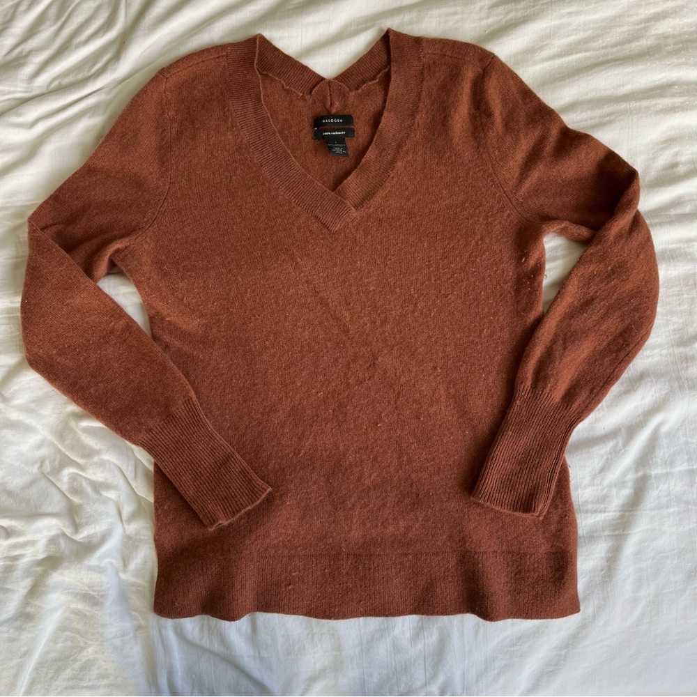 Halogen 100% Cashmere V-neck Sweater Size Small Burnt Orange